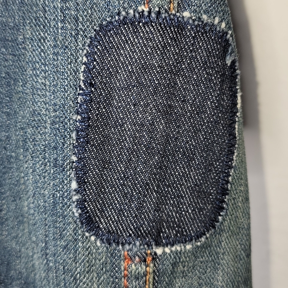 Women's vintage Old Navy brand jean jacket - Picture 5 of 15